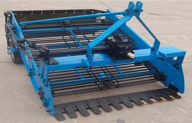 ประเทศจีน Mini Potato Harvester Single Row Potato Harvester Machine 0.53-0.83M ผู้ผลิต