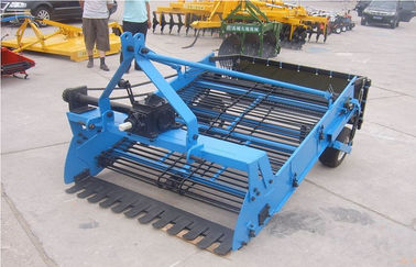 ประเทศจีน Sweet Potato Harvester Small Agriculture Machinery Walking Vibration Chain ผู้ผลิต