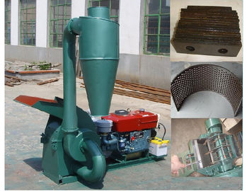 ประเทศจีน Multifunctional Wood Pellet Pto Hammer Mill With High Automation ผู้ผลิต