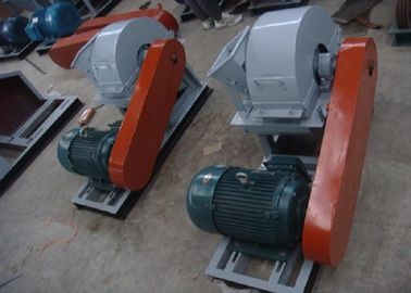 ประเทศจีน เครื่องยนต์ดีเซลสูง Output Sawdust เครื่อง Crusher ไม้ที่มีการรับรอง CE ผู้ผลิต